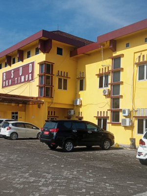 TEMPAT PARKIR MOBIL RSUD OKU TIMUR